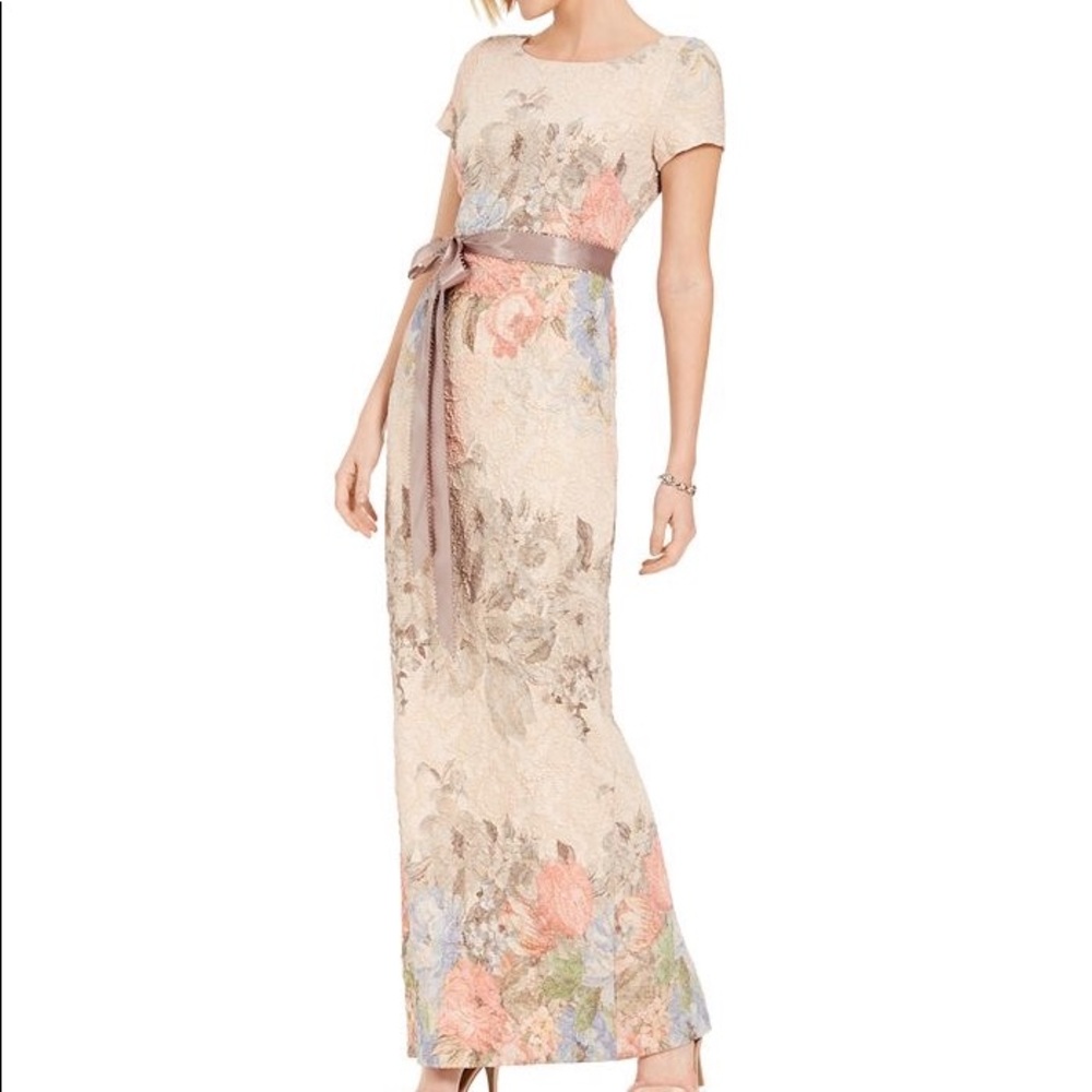 Adrianna Papell floral Matelasse Gown